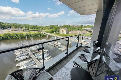 balcony 2