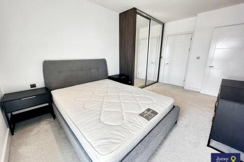 Master Bed 