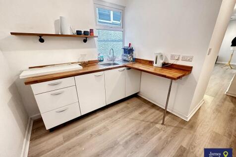 Downstairs kitchen