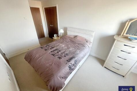 Bed12