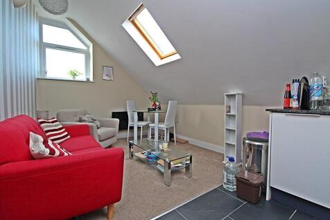 Lounge-Kitchen (2)