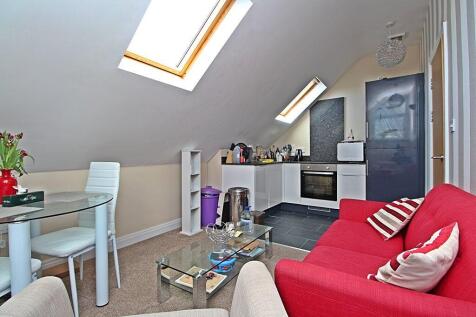 Lounge-Kitchen