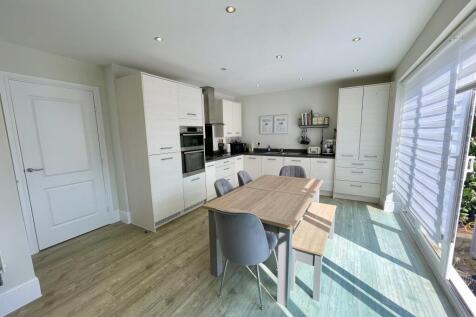 Kitchen 3