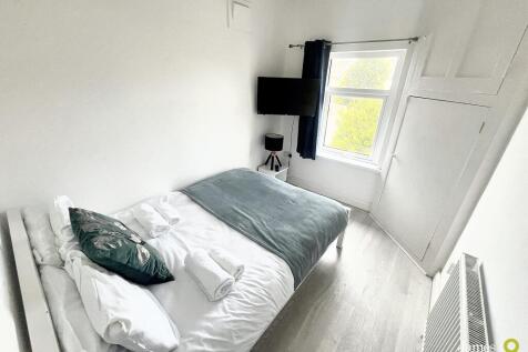 Bed3 (1)