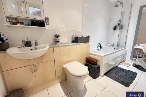 Bathroom (4)