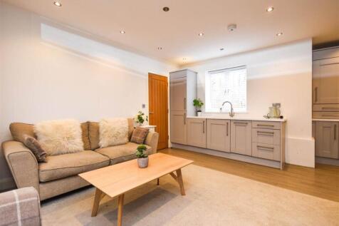 Living Room &amp; Kitche