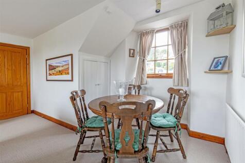 Reception Room-4.jpg