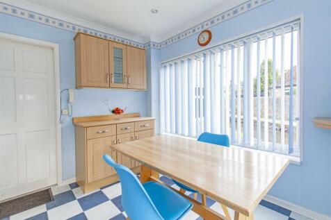 Breakfast Room