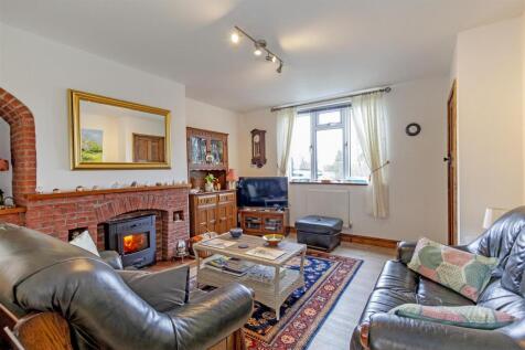 Reception Room-1.jpg