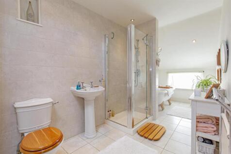 Bathroom-1.jpg