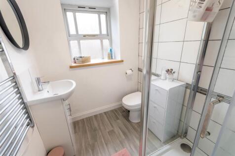 DSC_4181-Edit_Bathroom.jpg