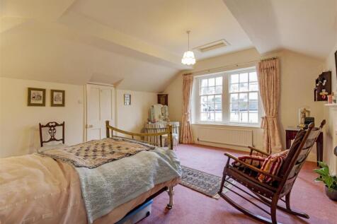 Bedroom 6-3.jpg