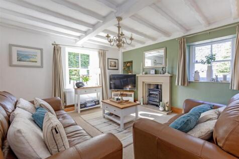Reception Room-2.jpg