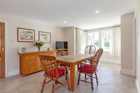 Kitchen-2.jpg