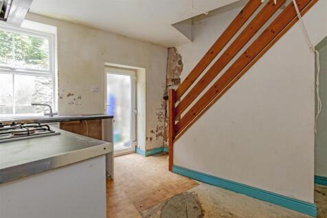 Kitchen-2.jpg