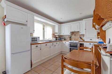 Kitchen-2.jpg