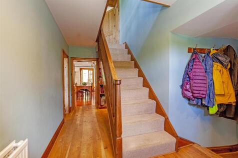 Entrance Hall-1.jpg