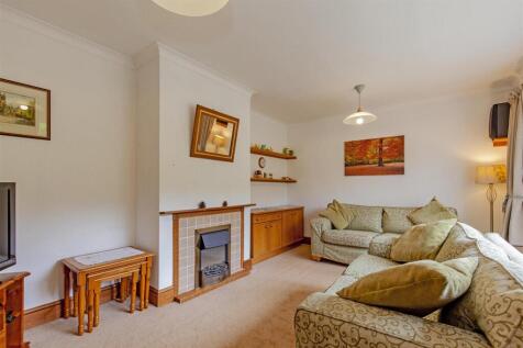 Reception Room-1.jpg