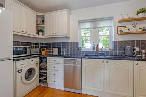 Kitchen-3.jpg