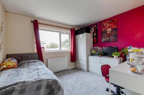 Bedrooom 2