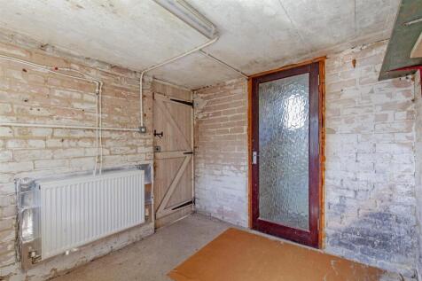 Utility Room-2.jpg