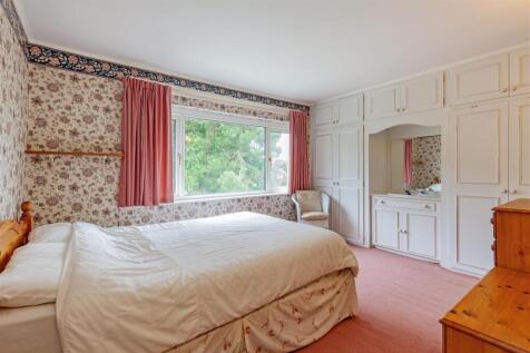Bedroom 2-1.jpg