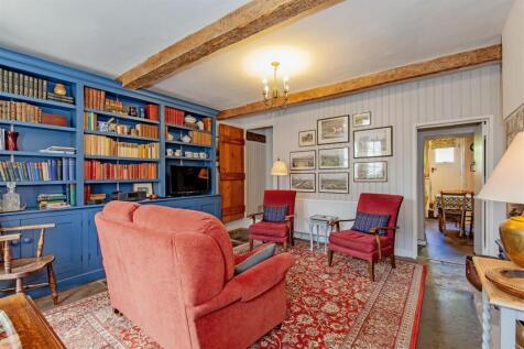 Reception Room-1.jpg