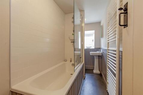Bathroom-1.jpg