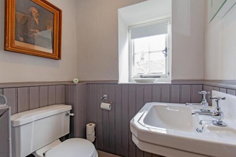 Bathroom-2.jpg