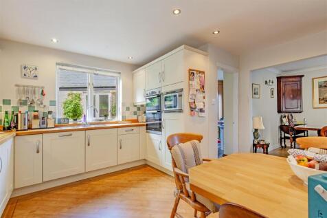 Kitchen-2.jpg