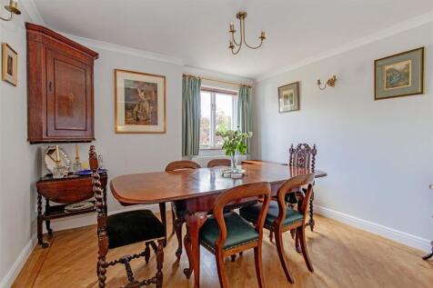 Dining Room-1.jpg