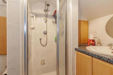 Bedroom 4 En Suite-1.jpg