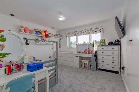 Bedroom 2-1.jpg