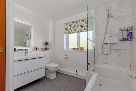 Bathroom-1.jpg