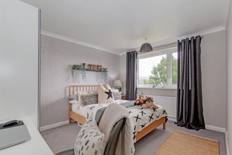 Bedroom 3-2.jpg