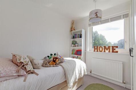 Bedroom 4-1.jpg