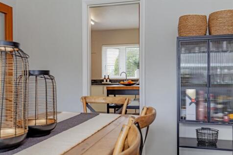 Dining Room-1.jpg