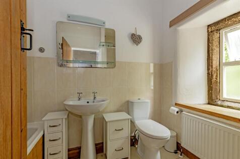 Bathroom-1.jpg