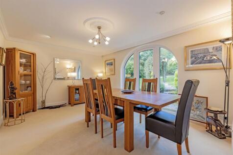Dining Room-1.jpg