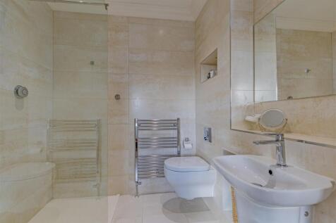 Bedroom 2 En Suite-1.jpg
