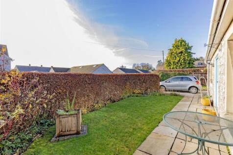 Front External-4.jpg