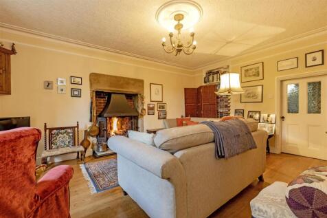 Reception Room-1.jpg