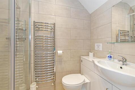 Bedroom 2 En Suite-1.jpg