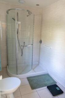 En Suite 1.JPG