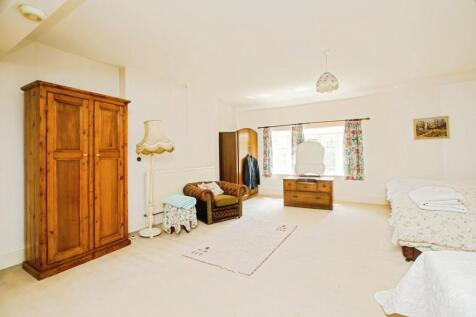 thornton_hall_int_009.jpg