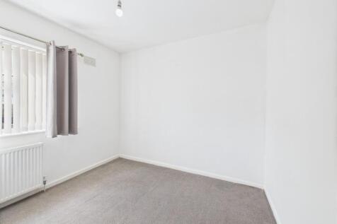TOR bedroom 2.jpg