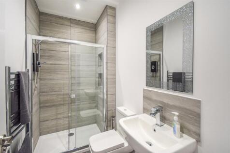 Communal Shower room