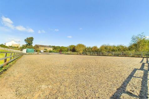 CAM04036G0-PR0017-STILL009.jpg