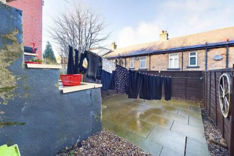 CAM01268G0-PR0269-STILL008.jpg
