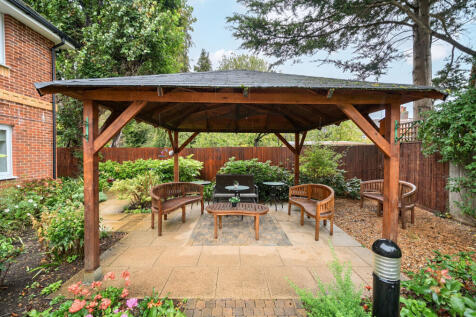 1362622-10-68dfd8...